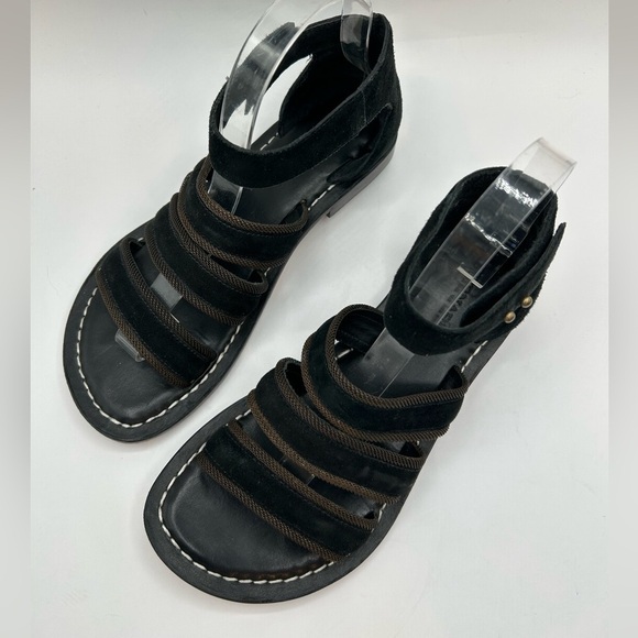 BERNARDO Theo Black Suede and Leather  Strappy Flat Sandal 7 - Picture 4 of 14